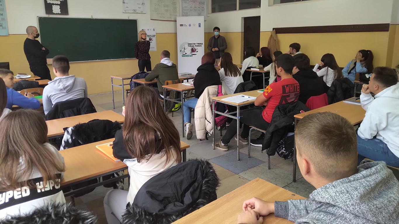 Professor Brajušković Answers Youth’s Questions On Vaccination